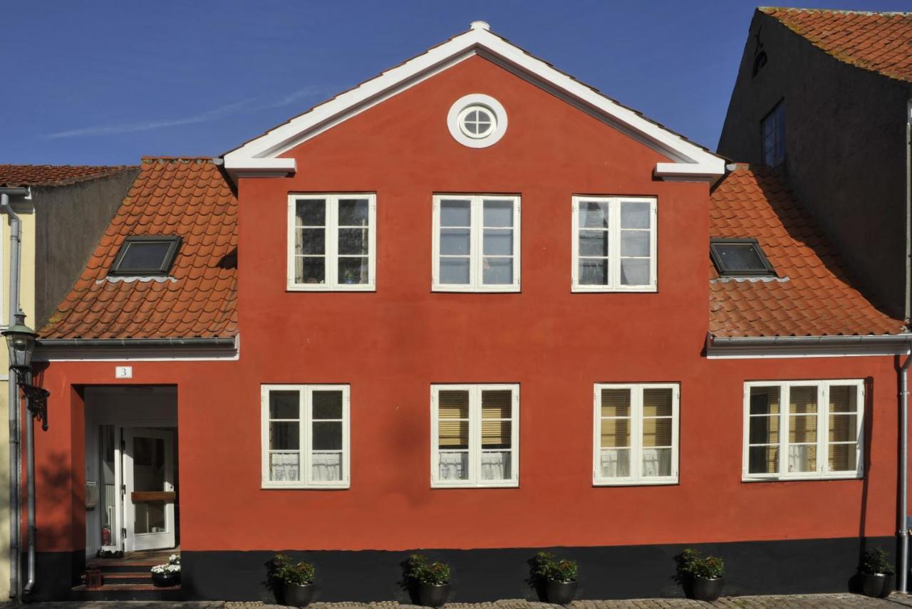 Bed & Coffee Ærøskøbing Exteriör bild